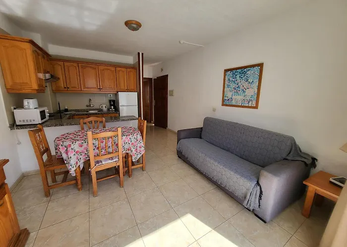 Floritas 2 * ארונה