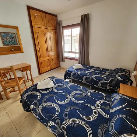 Floritas 2 Apartment *